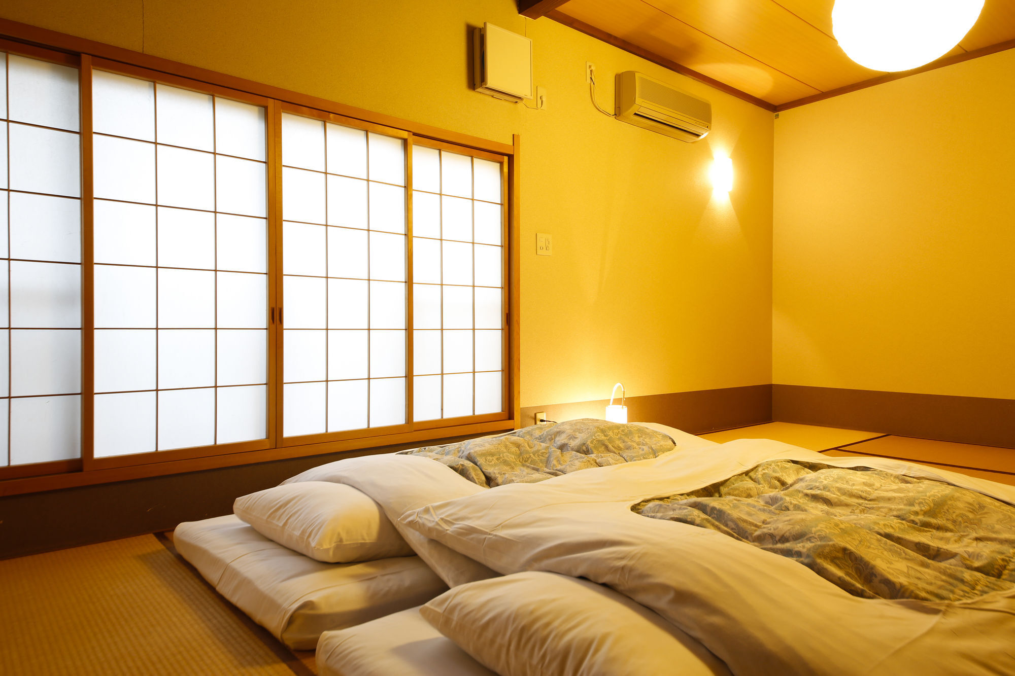 Ryokan Kutsuroginoya Yuu Takayama  Ngoại thất bức ảnh