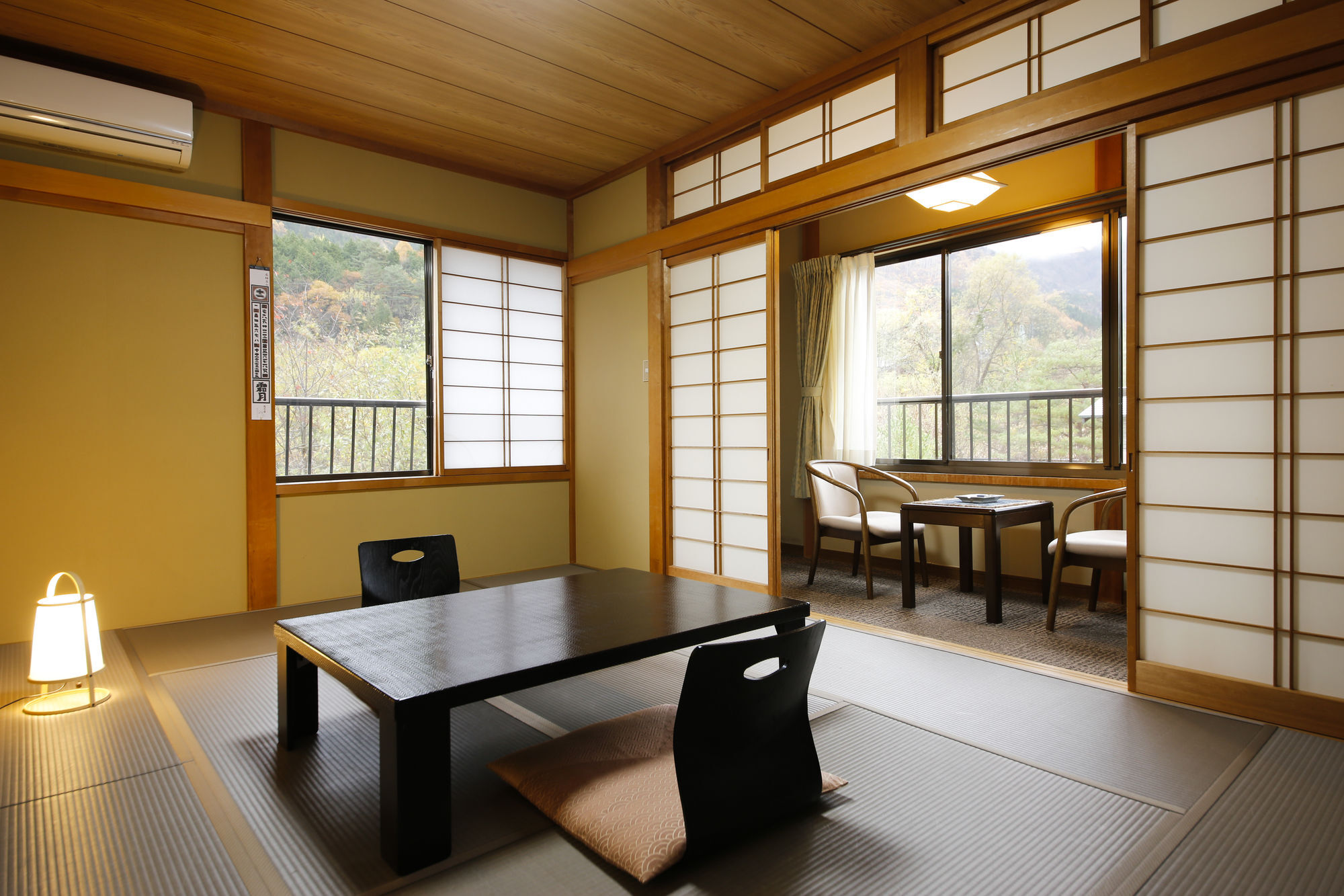 Ryokan Kutsuroginoya Yuu Takayama  Ngoại thất bức ảnh