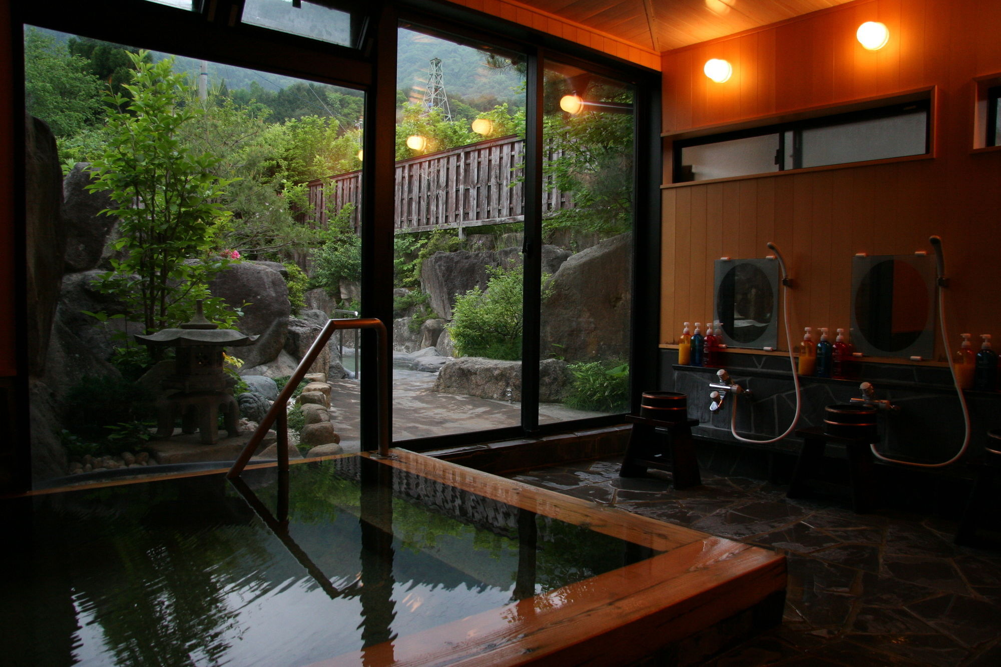 Ryokan Kutsuroginoya Yuu Takayama  Ngoại thất bức ảnh